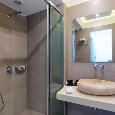 Tropicana Hotel 4*